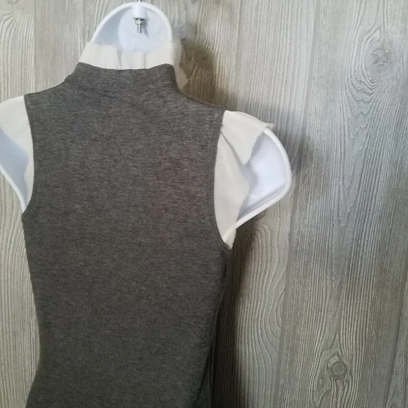 Twelve by Twelve Dress XS Gray Military Pearls Sleeveless - Picture 4 of 9